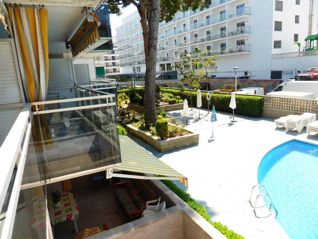 Apartamentos Montblanc Familidays 013 Salou Exterior photo